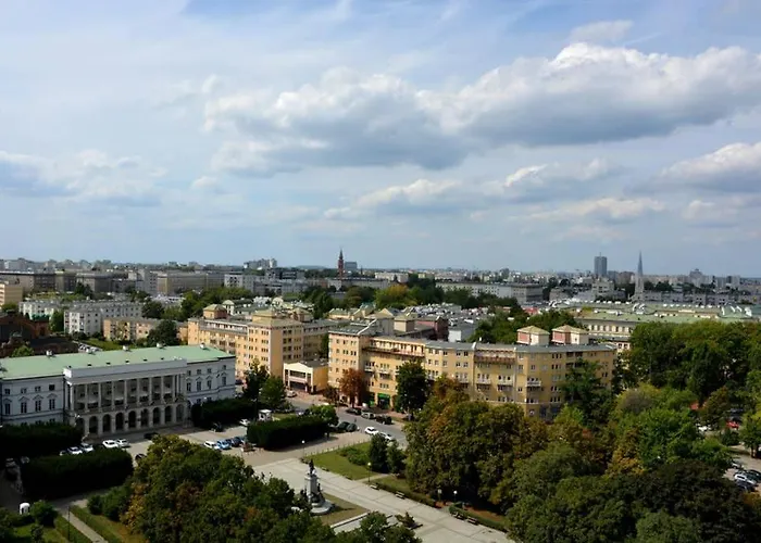 Ohmyhome - View Apartment Marszalkowska